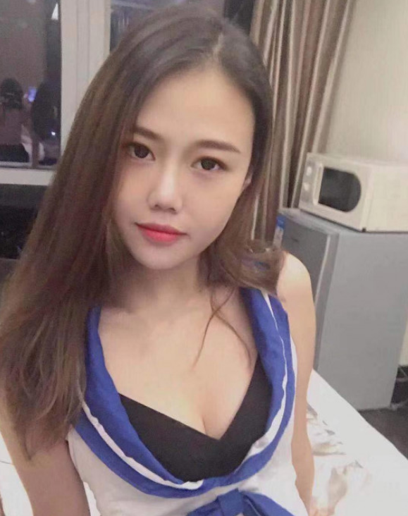 清纯可爱的妹子